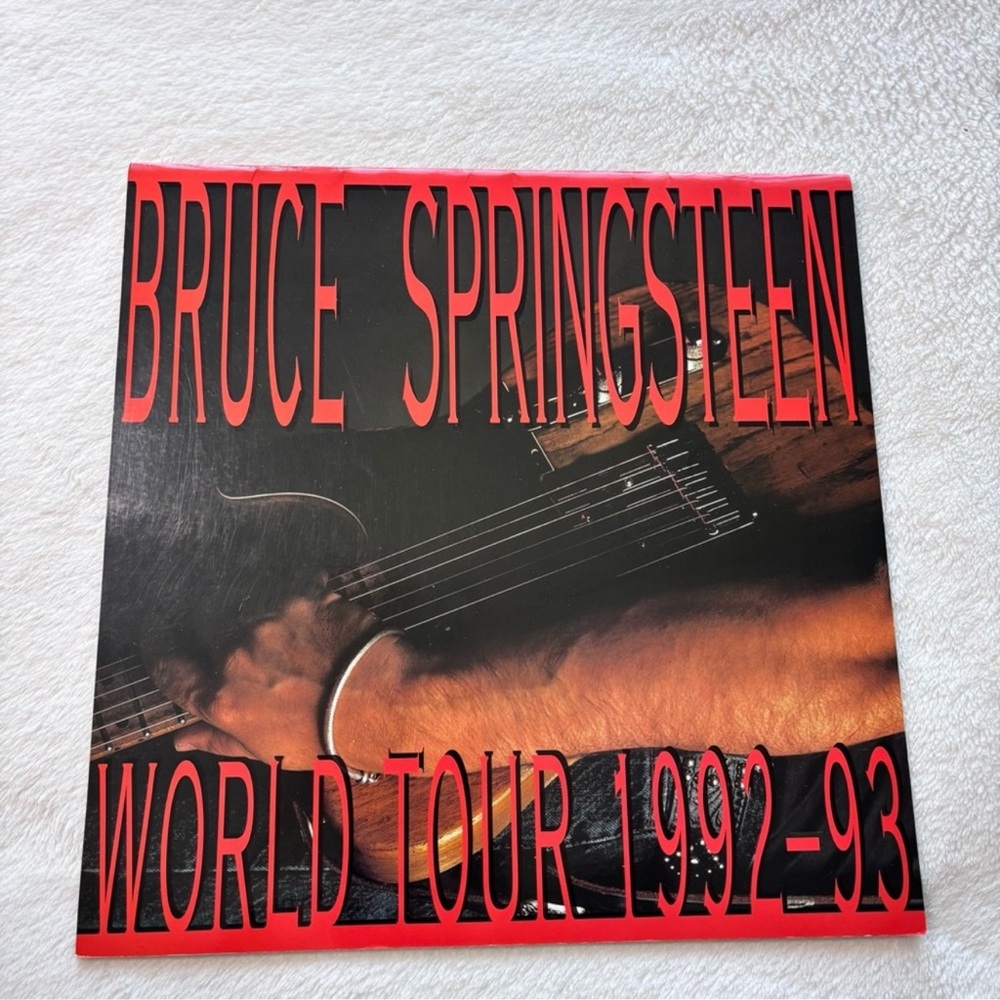 BRUCE SPRINGSTEEN WORLD TOUR 1992/93‎ Full Color "HUMAN TOUCH" Tour Program